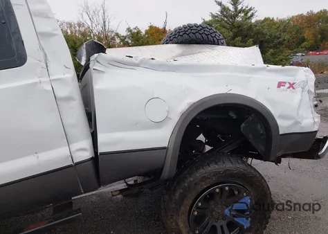 2008 Ford F-250 Fx4/Lariat/Xl/Xlt из США, поврежденный, VIN 1FTSX21RX8EA51601